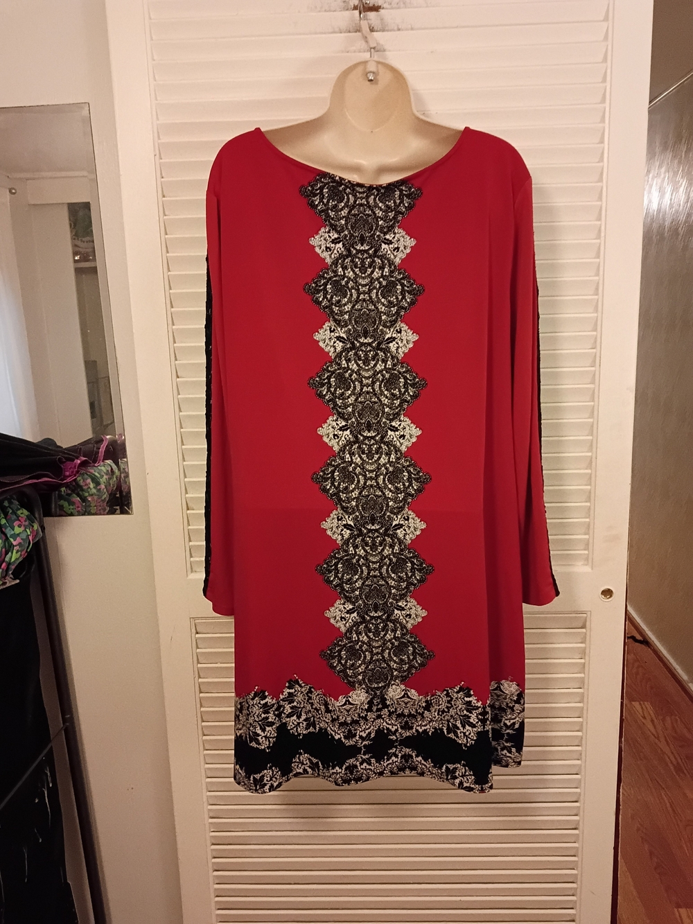 Style & Co. Red Long-Sleeve Shift Dress with Black Metallic Trim - Picture 7 of 8